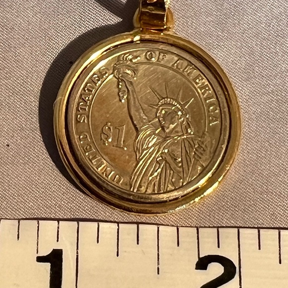 Authentic US $1.00 Coin Charm, Gold Tone Frame & Clasp. Suitable for a necklace. - Picture 3 of 6
